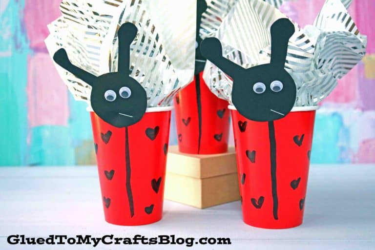 valentines-day-ladybug-cup-favors-2-768x512