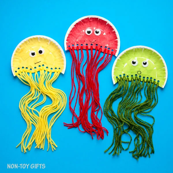 CRAFT-Paper-plate-jellyfish-craft-kids.jpg