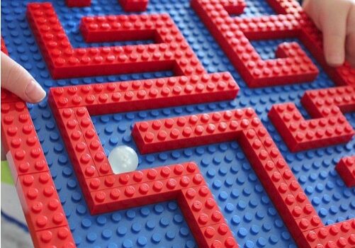 lego-maze.jpg lego-maze.jpg