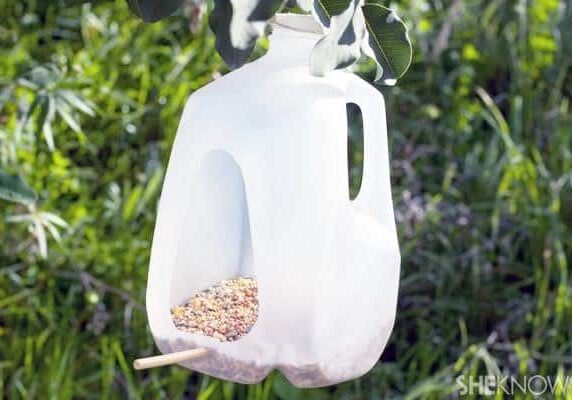 milk carton bird feeder